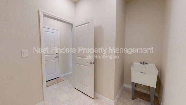 Building Photo - 12444 Coach Lgt Dr