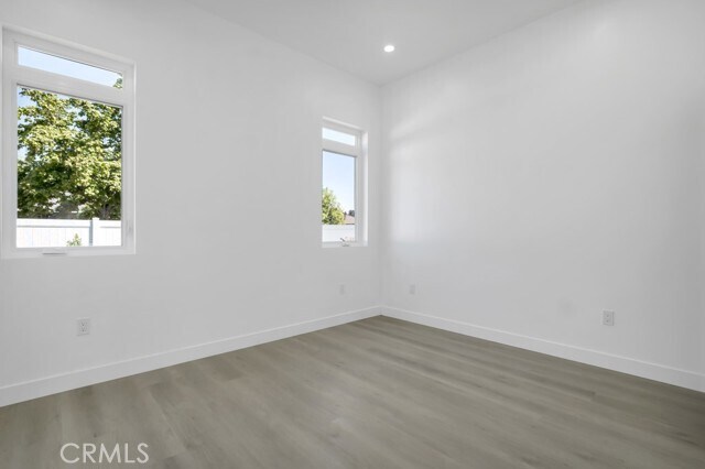 Building Photo - 7827 Vassar Ave