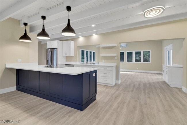 Building Photo - 5150 Sand Dollar Ln