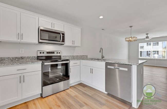 Building Photo - 8 Wofford Rd