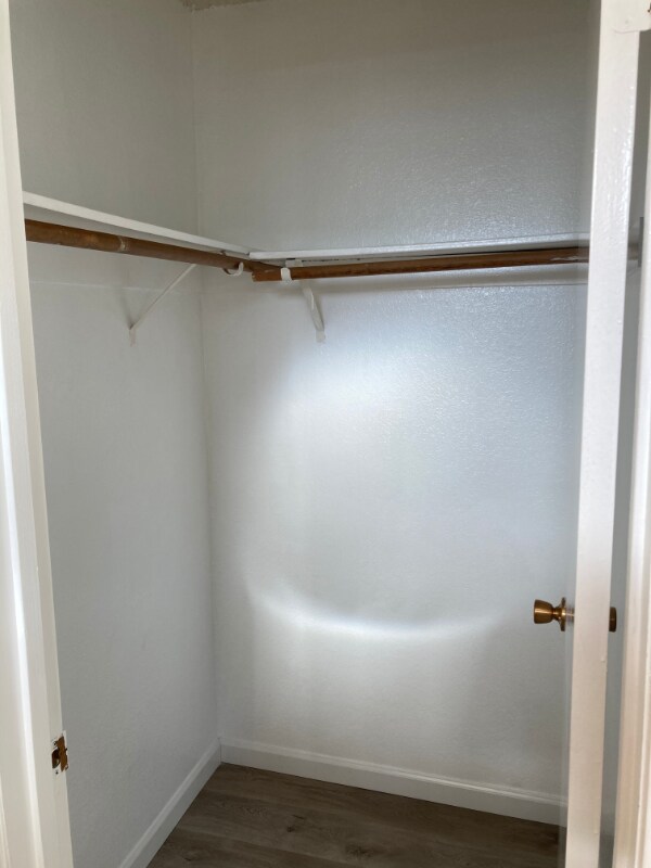 Building Photo - 1518 Moorpark Ave