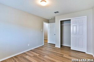 Building Photo - 233 N Willow Way