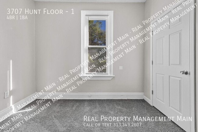 Building Photo - 3707 Hunt St