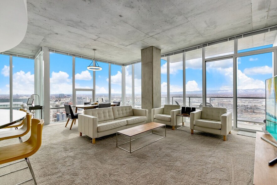 Building Photo - 1324 Champa St