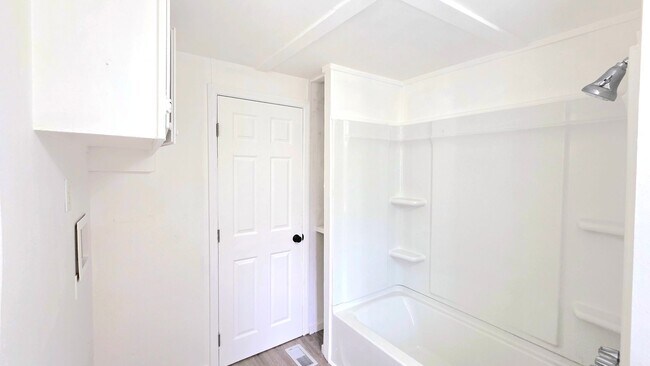 Building Photo - 115 Virginia Dare Dr