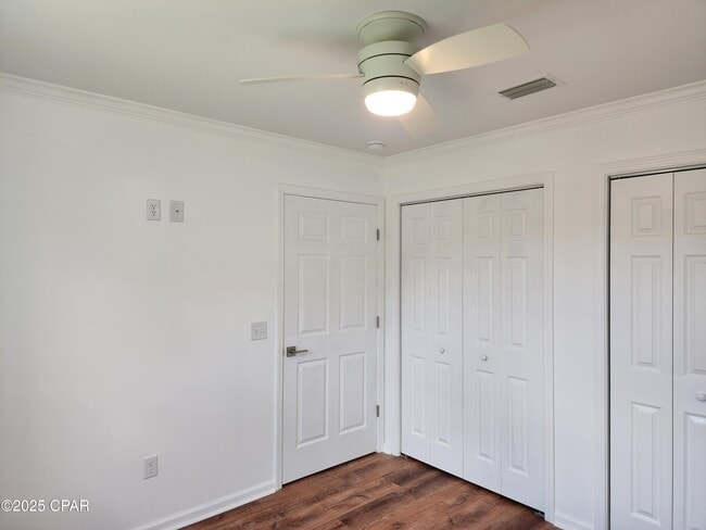 Building Photo - 300 Penny Ct