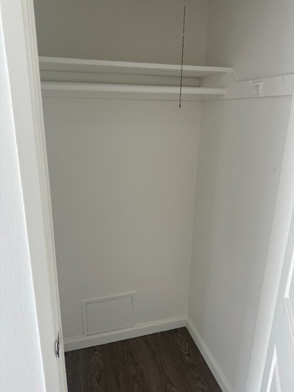 Building Photo - 7735 Hollywood Blvd