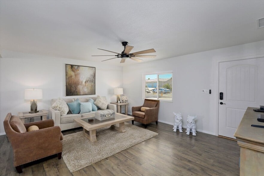 Building Photo - 2265 Malahini Dr