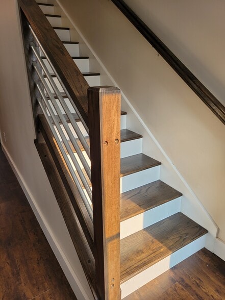 Building Photo - 4971 W 16th St