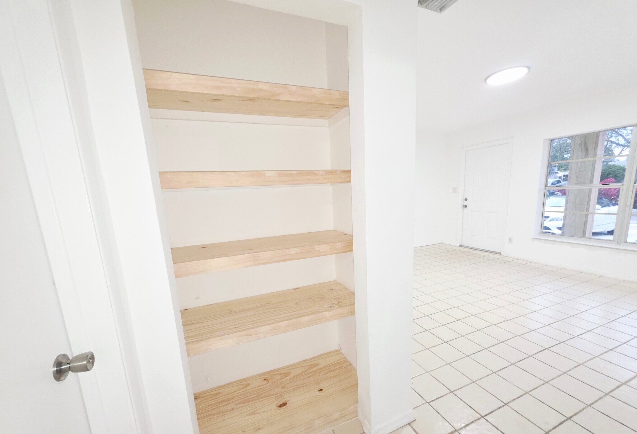 Building Photo - 250 NE 51st St