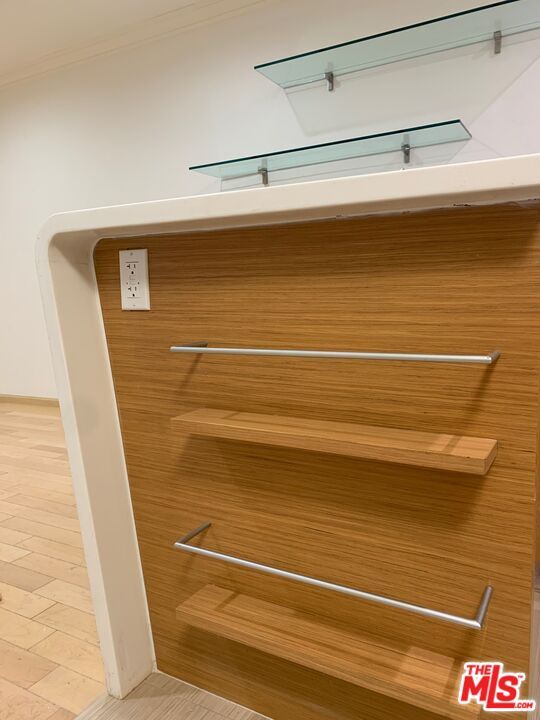 Building Photo - 4189 Vineland Ave