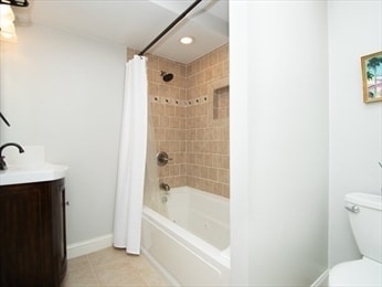 Building Photo - 10 Symmes St