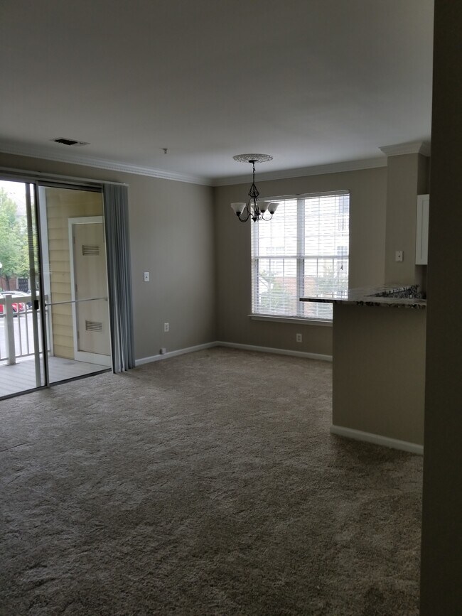 Building Photo - 12905 Alton Square