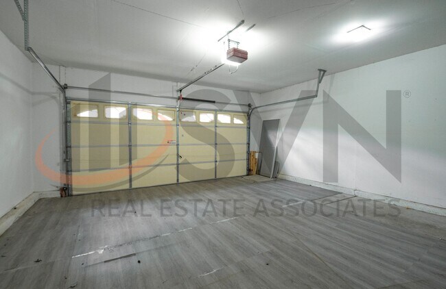 Building Photo - 3 Bedroom / 2.5 Bath in South Durham Neighborhood!