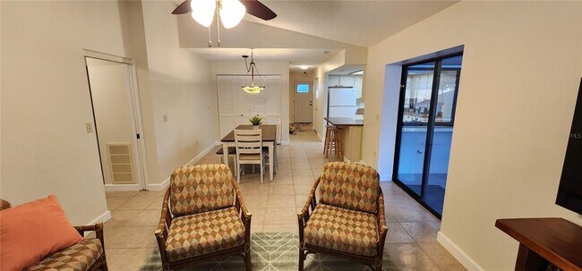 Building Photo - 1526 Georgetowne Ln