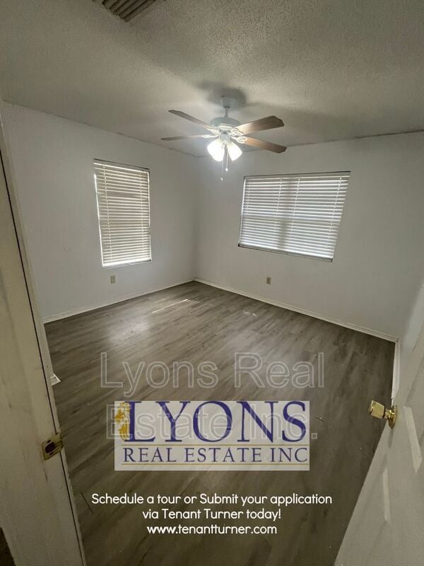 Building Photo - 606 Briarcliff Cir