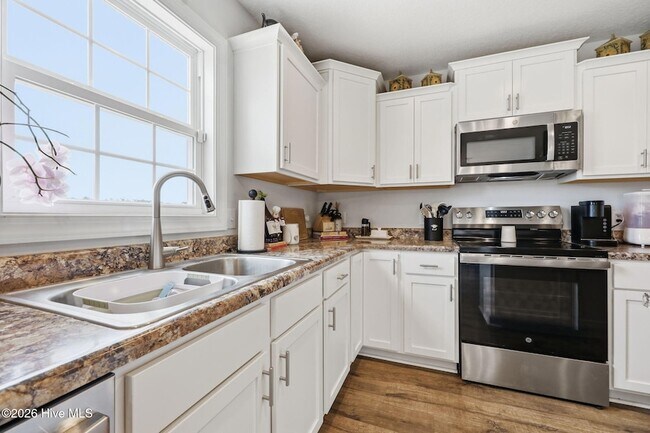 Building Photo - 708 Puppy Drum Ln