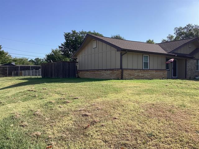 Building Photo - 776 Ponderosa Dr