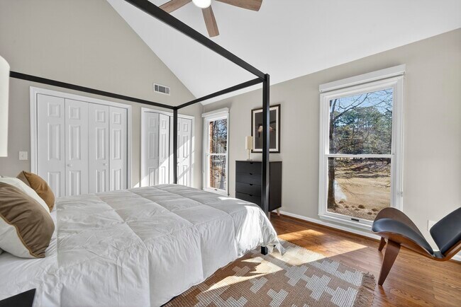 Building Photo - 1002 Cupp Ln