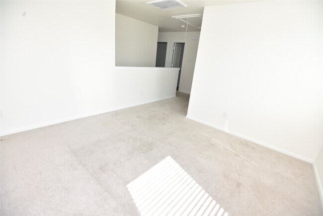 Building Photo - 18715 Cepagatti Dr