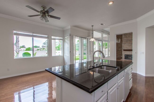 Building Photo - GORGEOUS MOVE IN READY SINGLE-STORY 4-BEDROOM HOME!