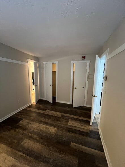 Bedroom - 58 Spring St