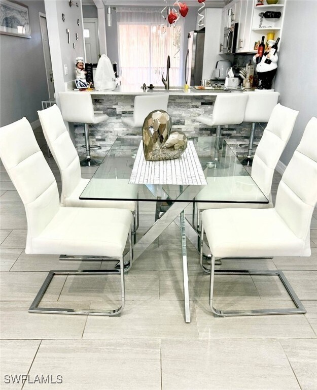 Building Photo - 4021 Ice Castle Way