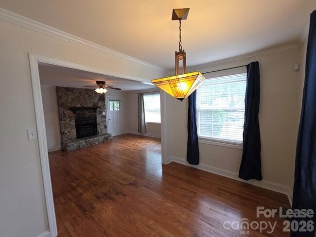 Building Photo - 356 Melbourne Ct