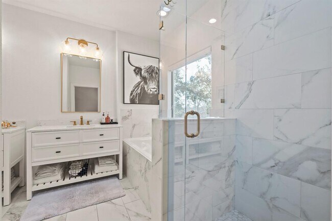 Building Photo - 1030 Daviot Dr