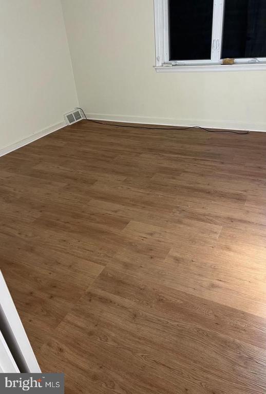 Building Photo - 1223 Wellington St