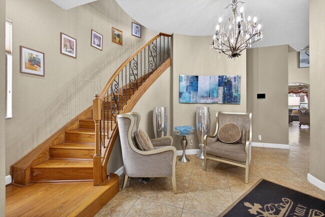 Building Photo - 3501 Collonade Dr