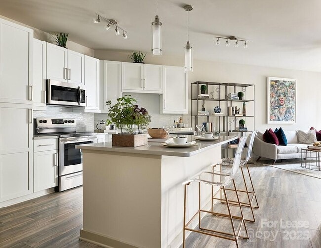 Building Photo - 345 Sharon Twp Ln