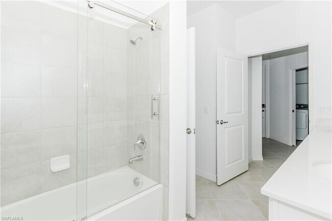 Building Photo - 5527 Double Eagle Cir