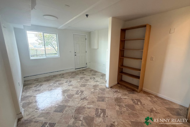 Building Photo - Newly Remodeled 5BR/3BA Home w/ City + Ocean Views in Daly City