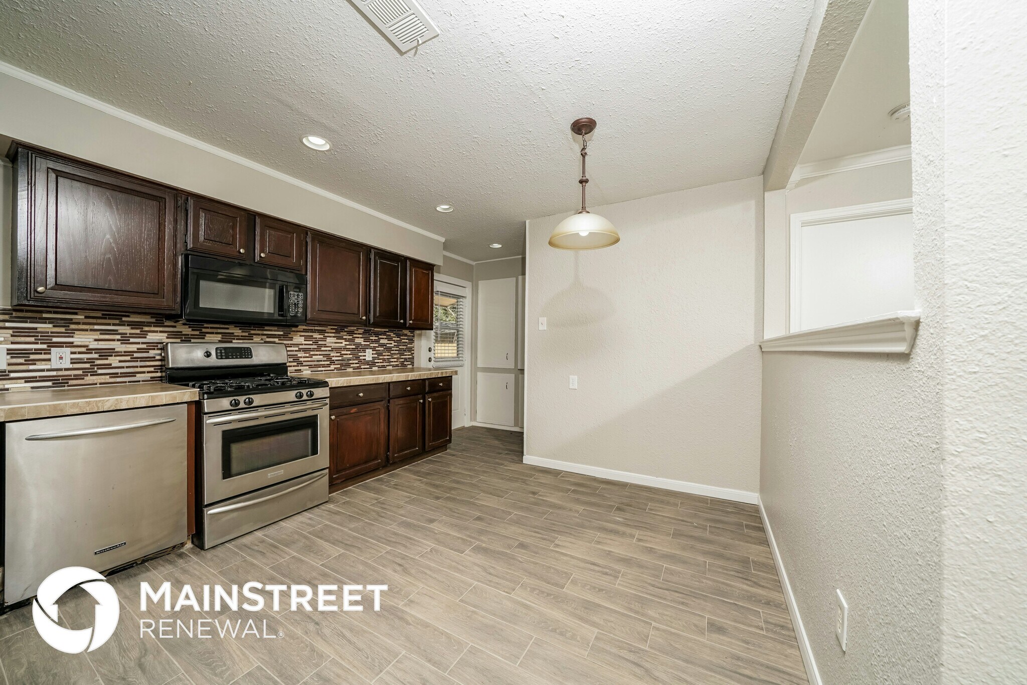 Building Photo - 2937 Larry Dr