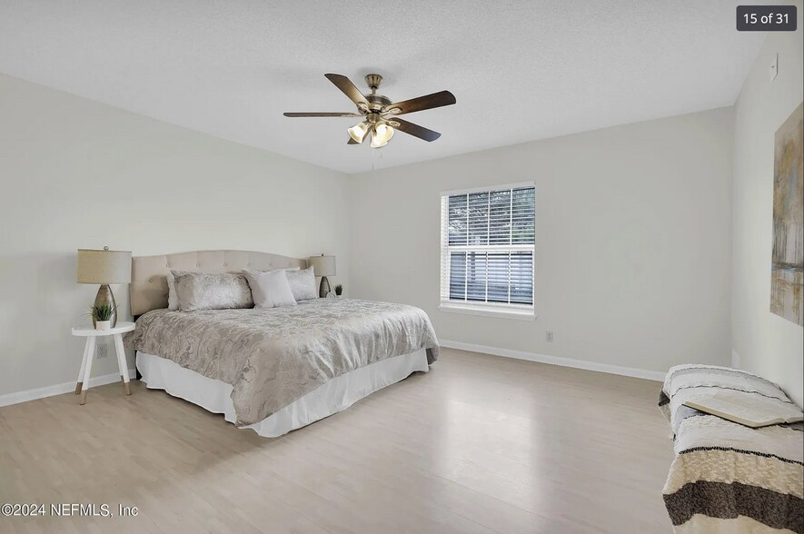 Building Photo - 13573 Lobo Ct