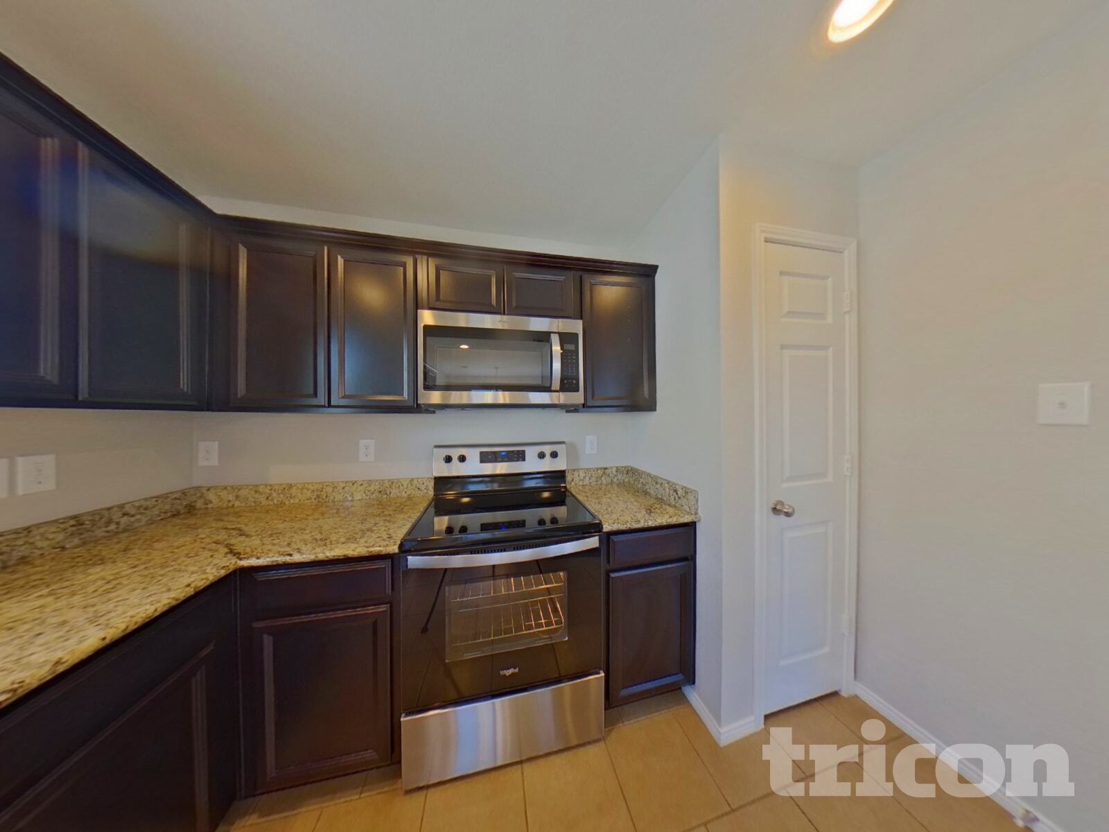 Building Photo - 9921 Amosite Dr