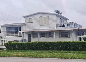 Building Photo - 141 McArthur Pkwy