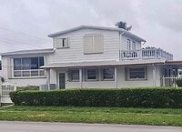 Building Photo - 141 McArthur Pkwy
