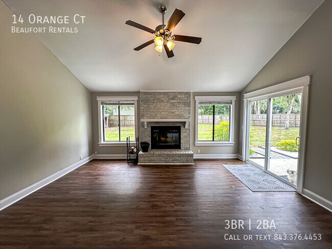 Building Photo - 14 Orange Ct