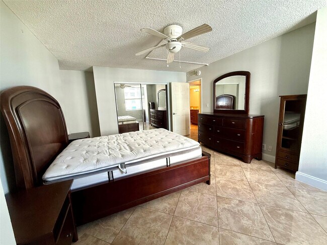 Building Photo - 111 Briny Ave