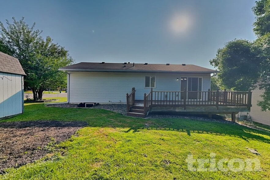 Building Photo - 7920 Grinnell Way