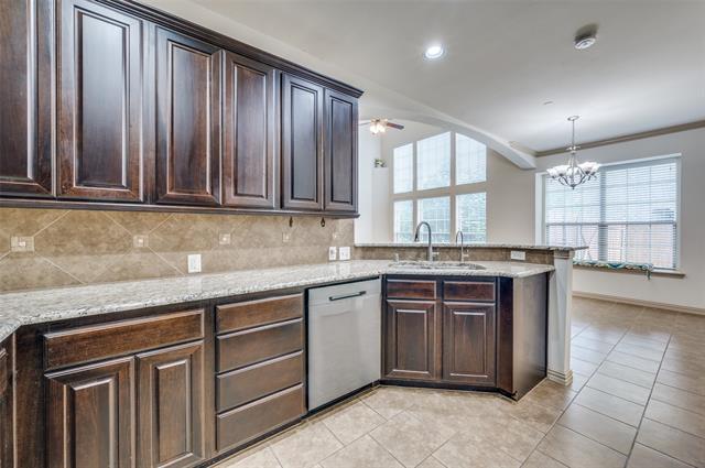 Building Photo - 4940 Empire Way