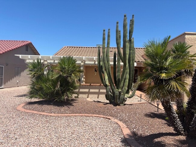 Building Photo - Lovely Long Term Unfurnished Home in 45+ Active Adult Resort Community of Leisure World