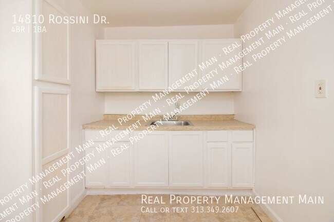 Building Photo - 4 Bed on Rossini Drive