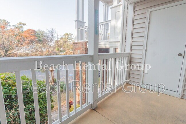 Building Photo - 3774 Hitchcock Way