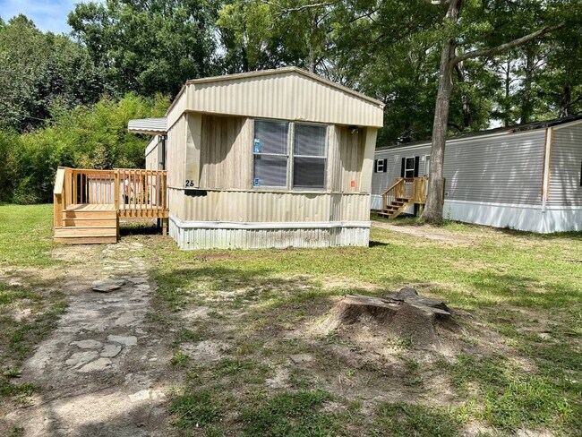 Building Photo - 26 White Oak Village