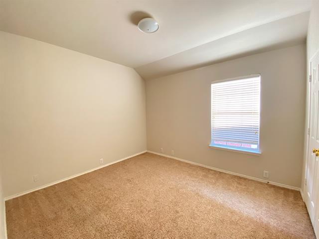 Building Photo - 2217 Hunters Run Dr