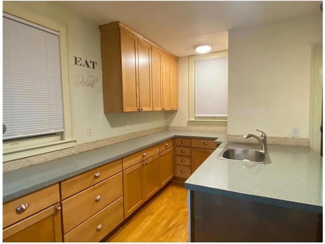 Building Photo - 1068 Arundel St