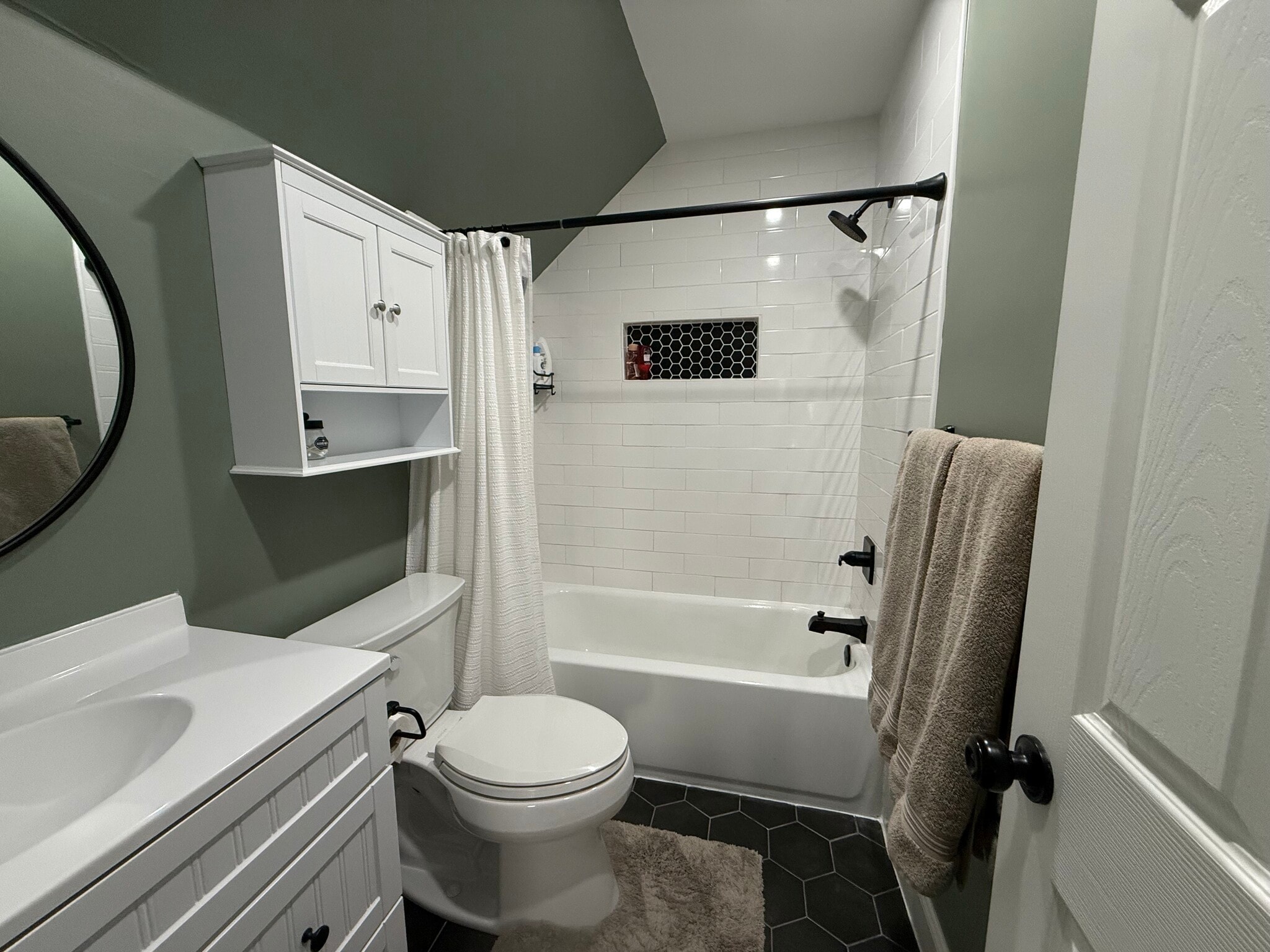 Building Photo - 1 Unison Ct